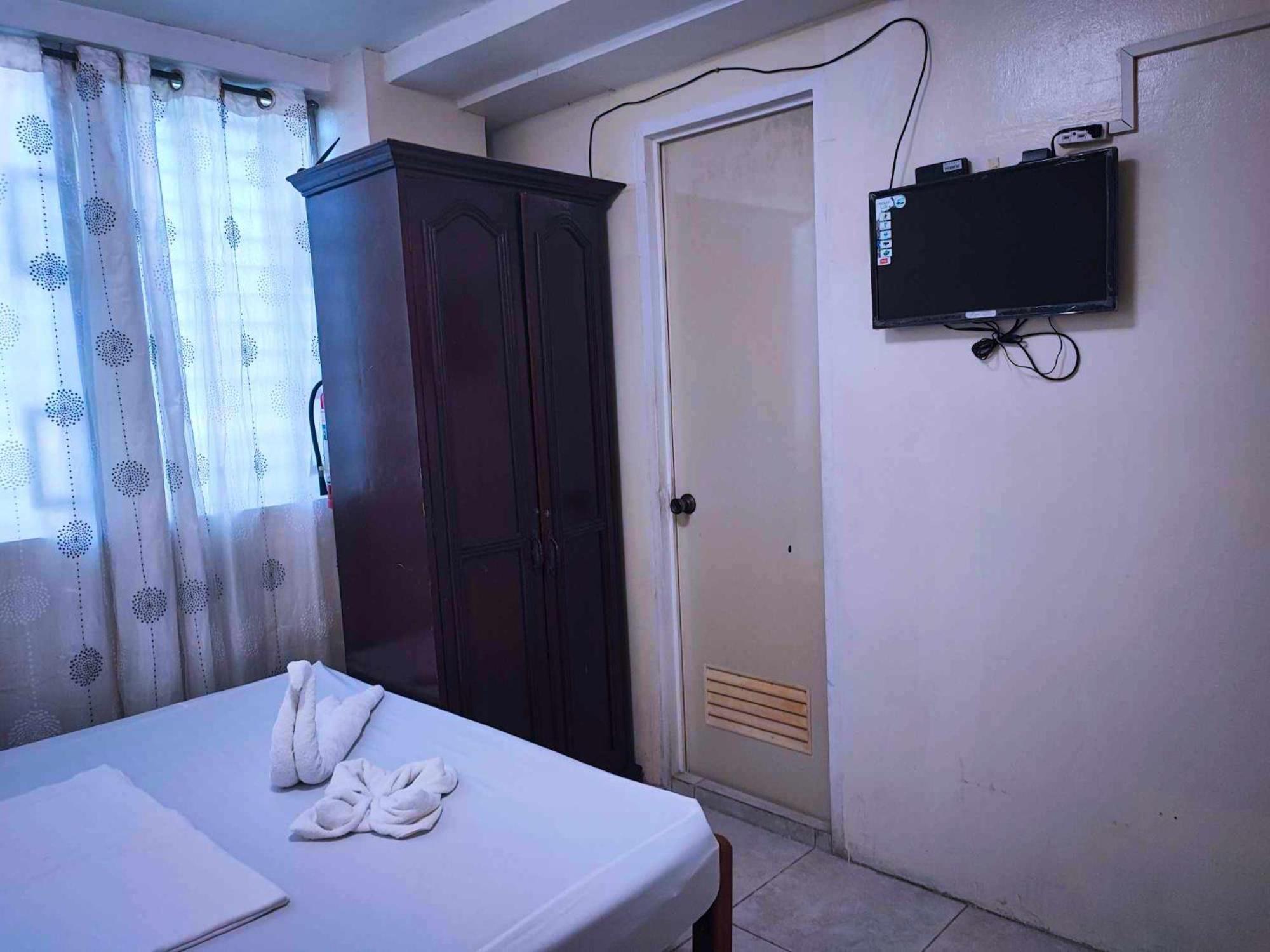 Goland Pension House & Dormitory By Sms Hospitality Cebu Exterior photo